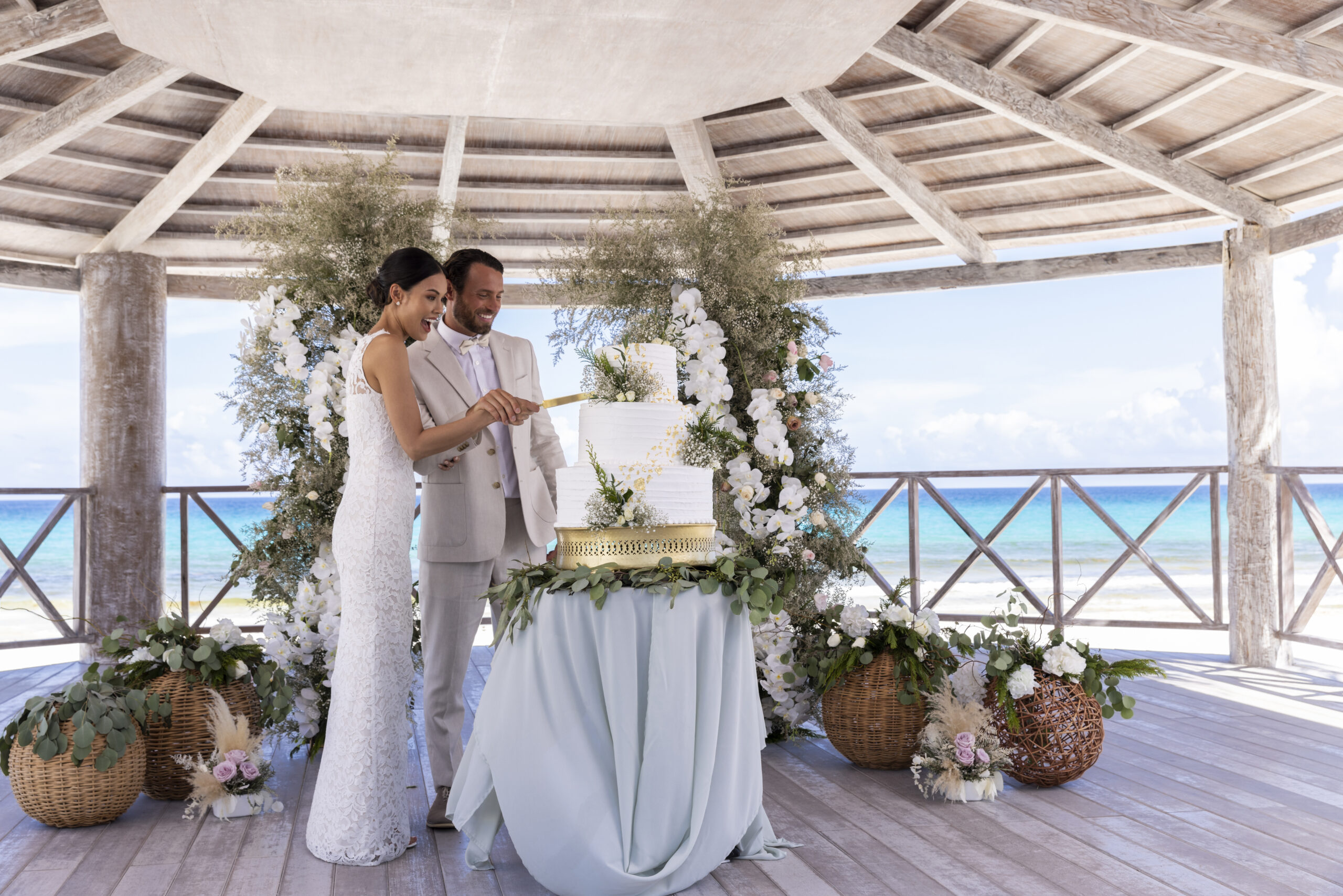 Calling All Wanderlusting Couples: Let's Plan Your Dream Destination Wedding!