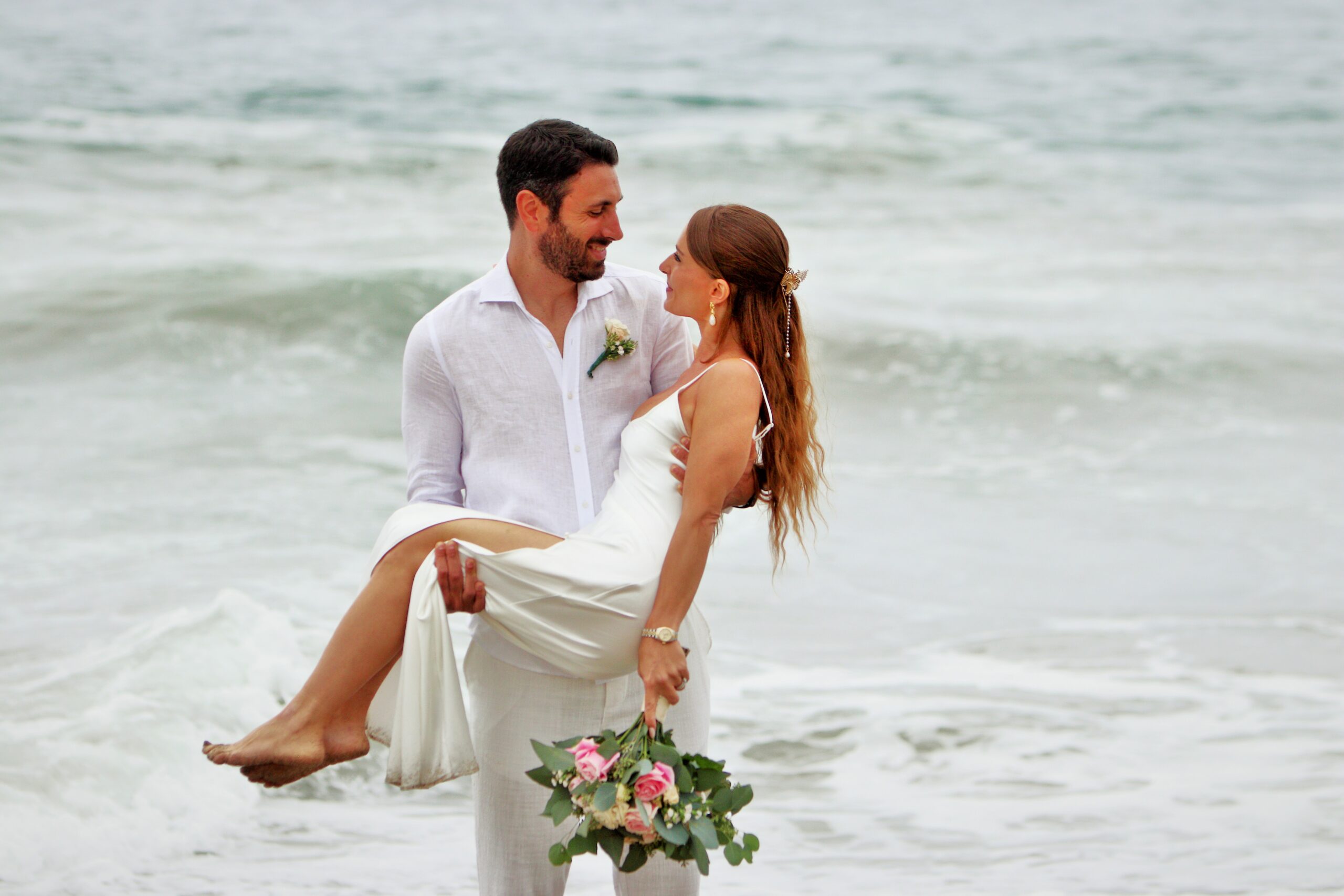 Malibu Beach elopements